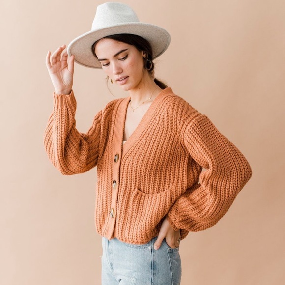 Aulora Chunky Knit Sweater in Rose - Picture 2 of 4